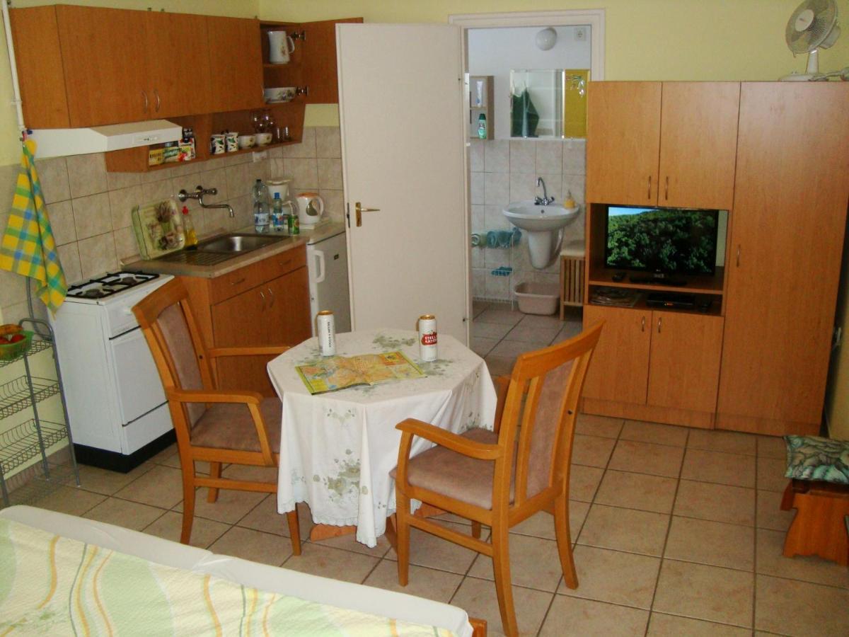 Eliza Vendeghaz Apartment Hajduszoboszlo Bagian luar foto