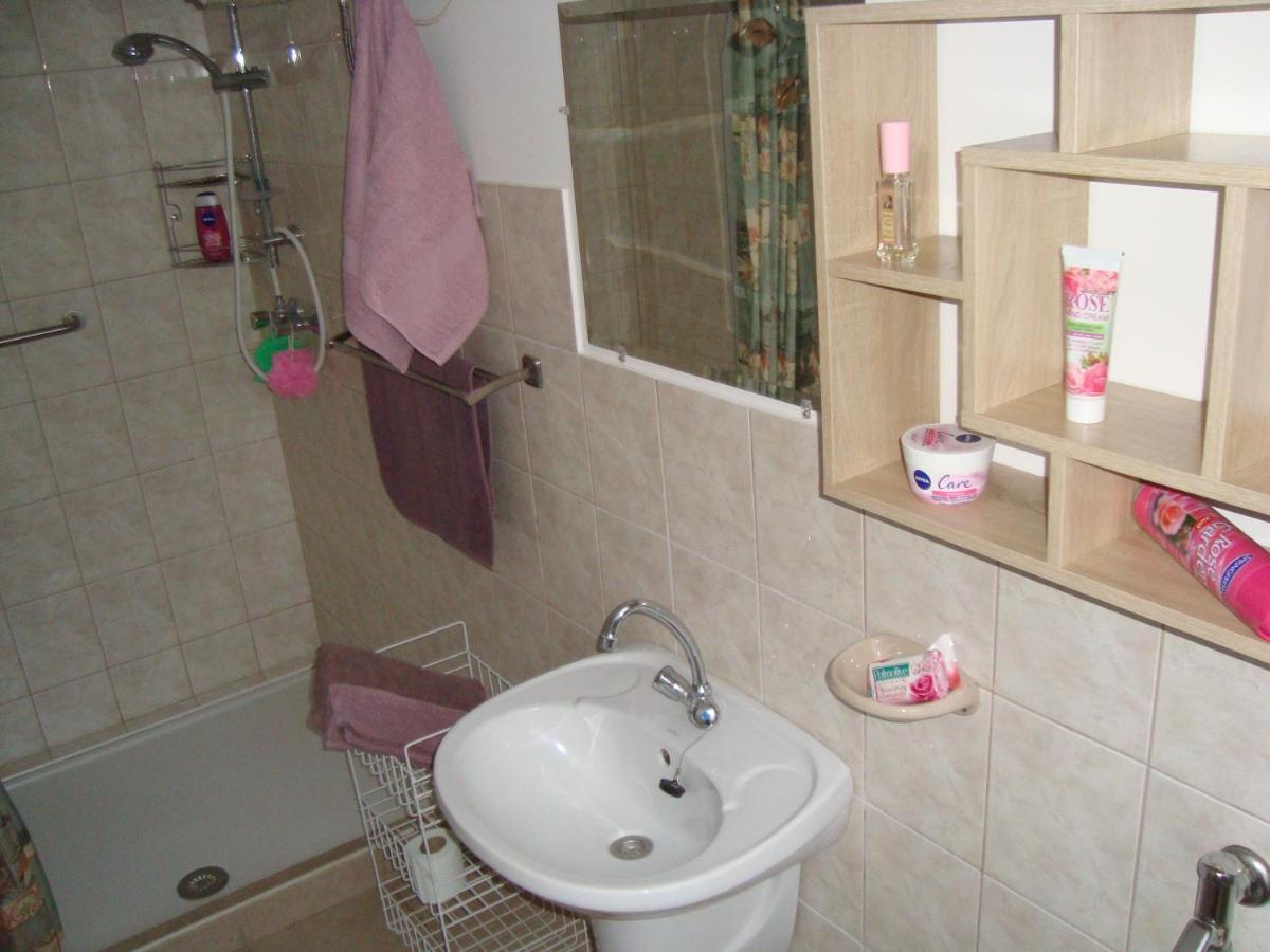 Eliza Vendeghaz Apartment Hajduszoboszlo Bagian luar foto
