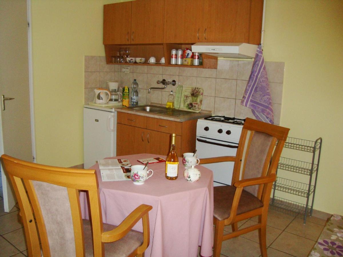 Eliza Vendeghaz Apartment Hajduszoboszlo Bagian luar foto